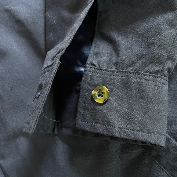 Men’s lightweight casual jacket with front zip and snap closure by Haband - Picture 2 of 3